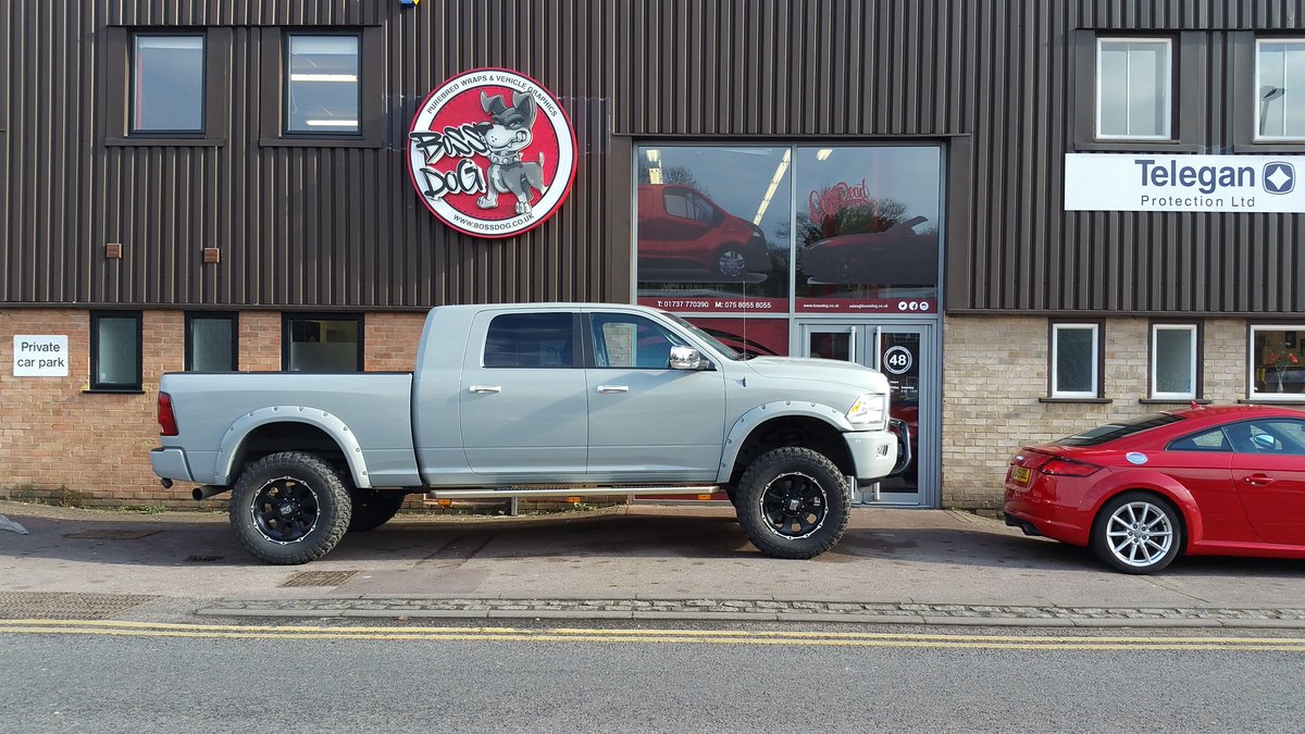 BossDogGraphics's tweet photo. Wrapped this monster in gloss grey https://t.co/lnJ2Lm4vGI