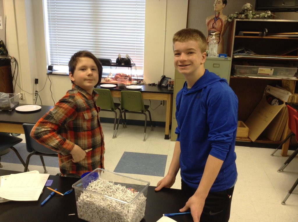 Which beak is best adapted to different food sources? #naturalselection