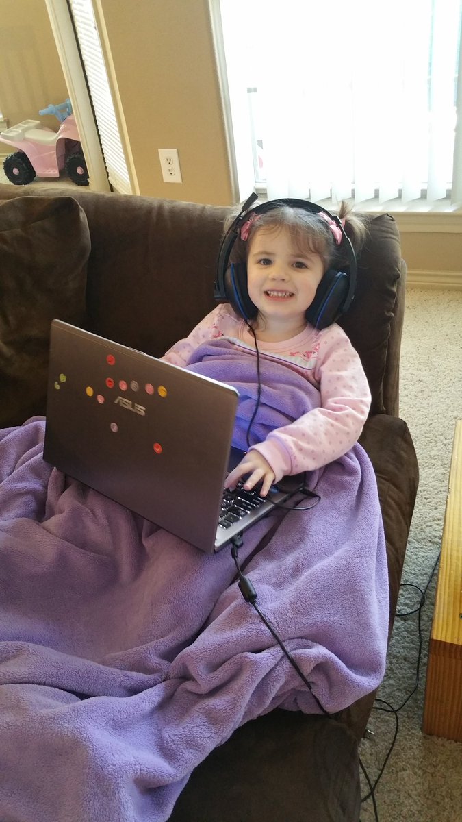 Jenna_Crump's tweet image. Getting some help today with my @treehouse #15minchallenge. :) #futureDeveloper