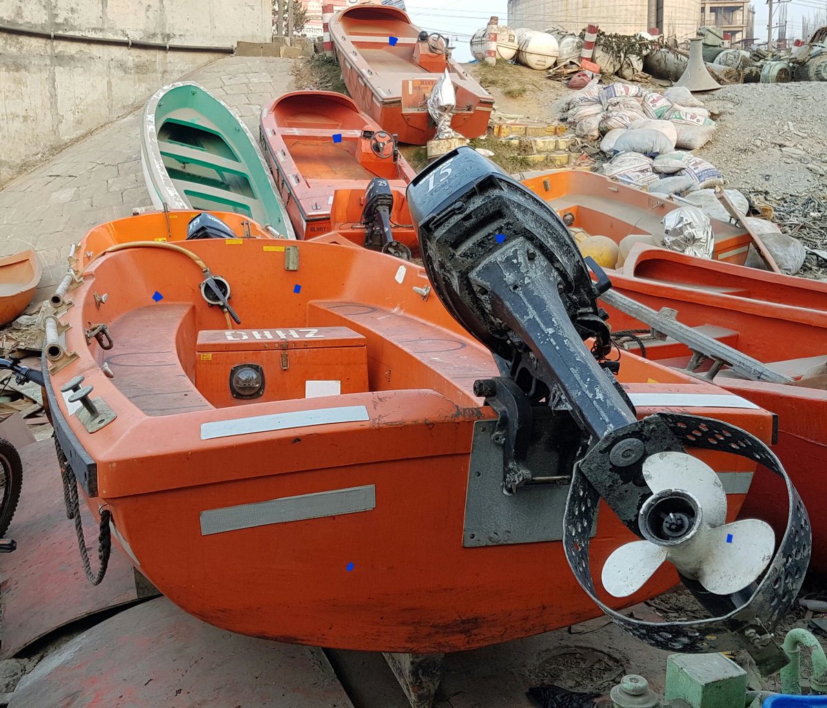 technowave2001's tweet photo. Small boats equipped with outboard motor for sale. #outboardengine #lifeboat #tohatsu #technowave https://t.co/xCPjSAUZNJ