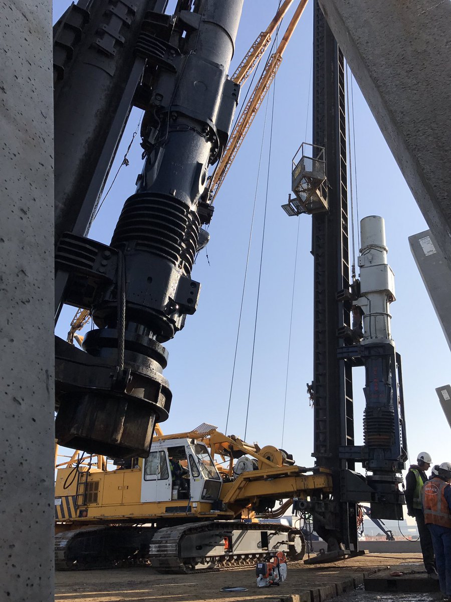 #heien van @HaitsmaBeton #heipalen met 2 #heistellingen door @gebrvanthek bij @VvkBleizo voor #vobi aan #A12 bij <a href="/zoetermeerDB/">Zoetermeer Nieuws</a> #precast