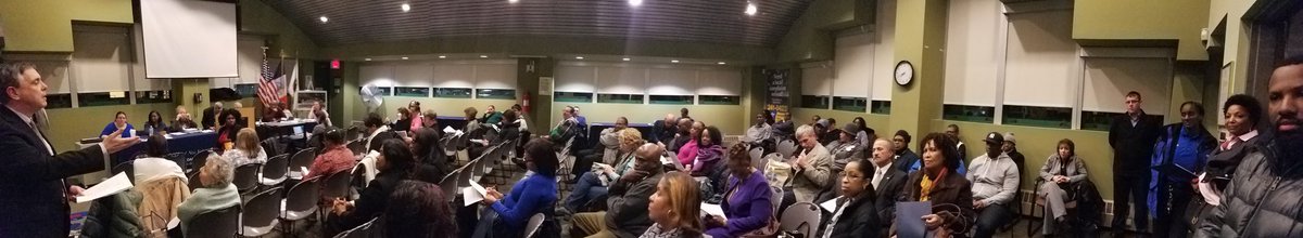 NYPD63Pct's tweet image. Full house for the #CommunityBoard 18 meeting