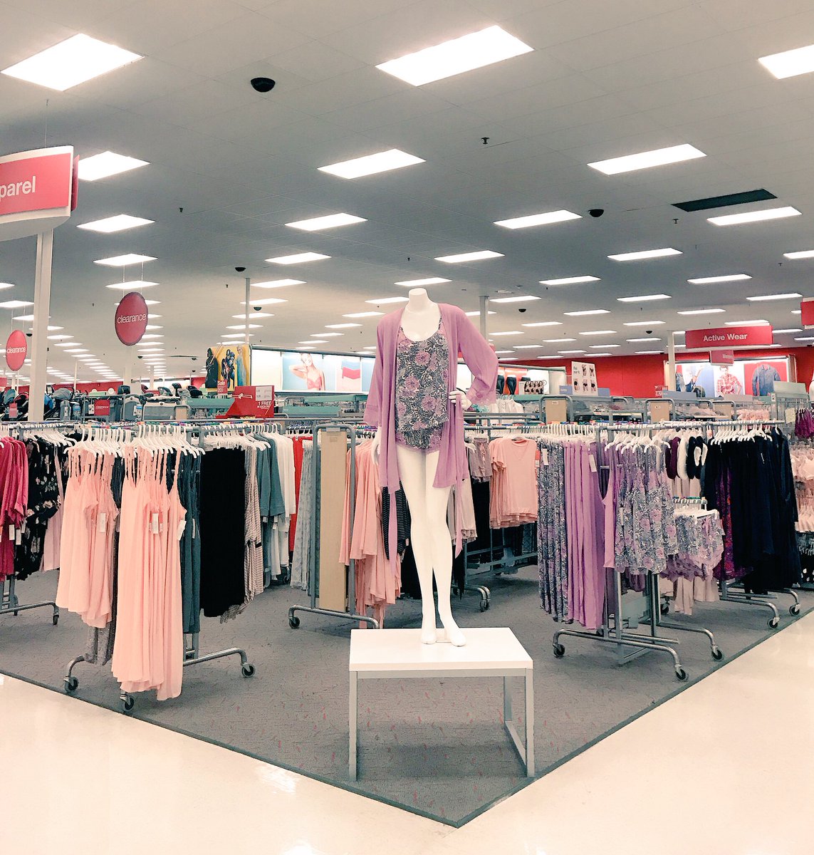 Remerched sleep to make it more shoppable for our guests #855 <a href="/arcoleman17/">Amber Wall</a> <a href="/MelodyWang8/">Melody Wang</a> <a href="/AlliVance008/">Alli</a>