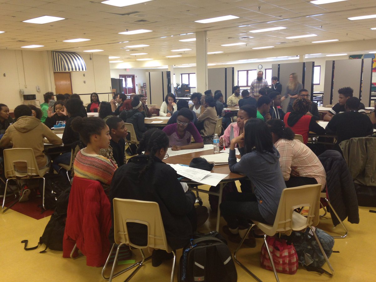 hcpss_hahs's tweet image. Many thanks to our African-American AP students for sharing their feedback on their experiences in AP with us today!
#StriveforaFive