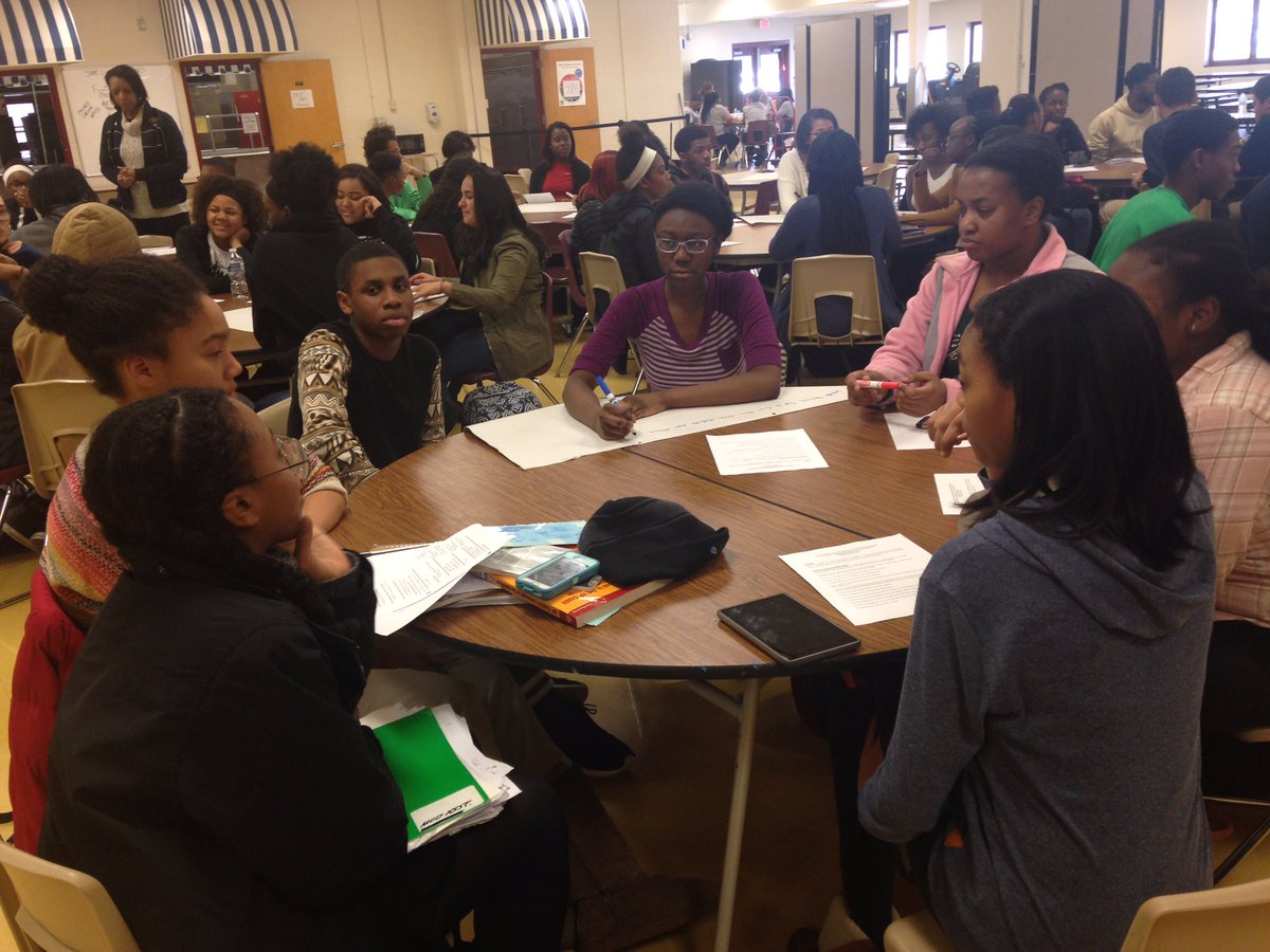 hcpss_hahs's tweet image. Many thanks to our African-American AP students for sharing their feedback on their experiences in AP with us today!
#StriveforaFive