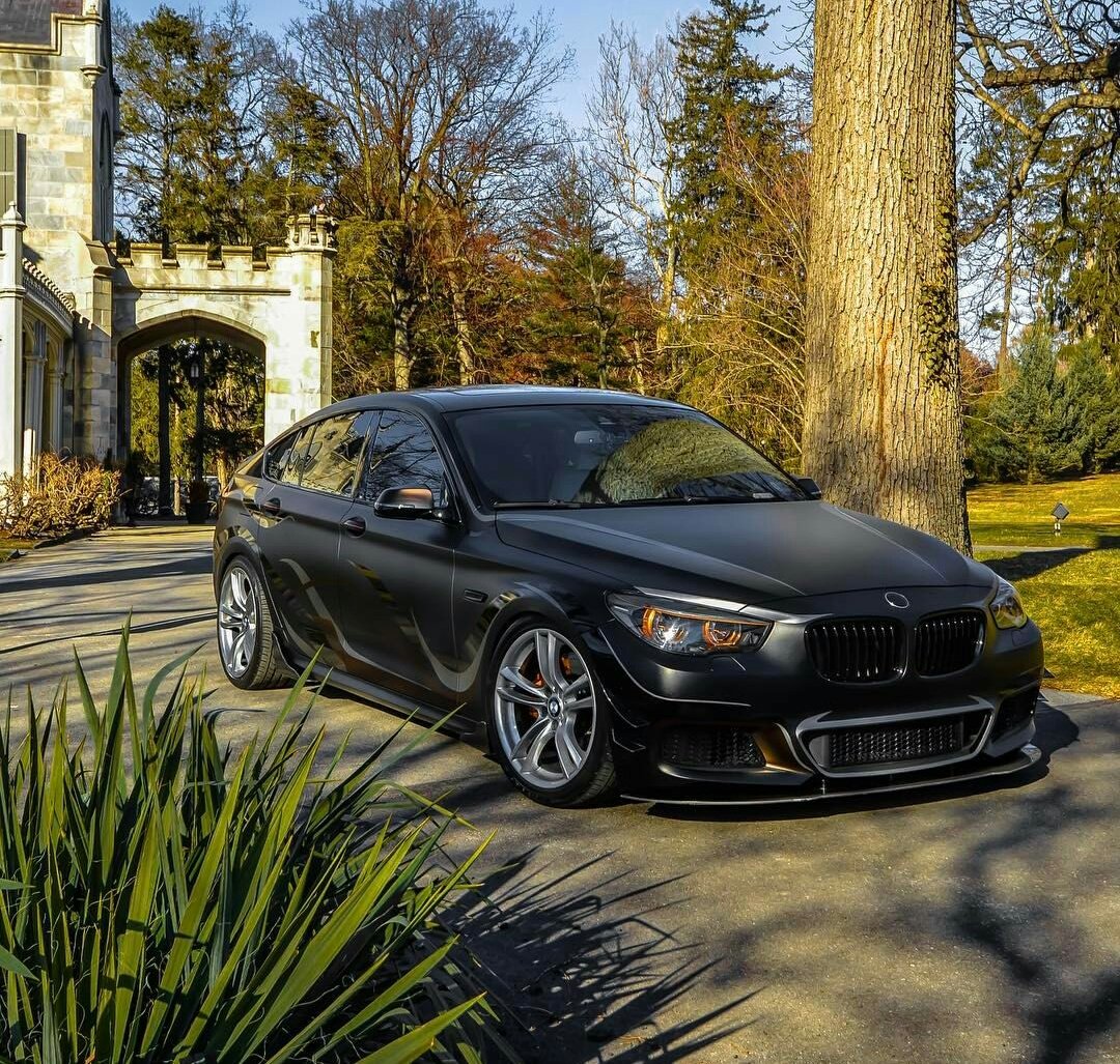 DRIVER_BMW's tweet photo. BMW beast. https://t.co/8gxw7d9EUM