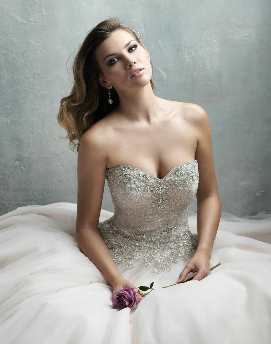 Exciting News <a href="/AllureBridals/">Allure Bridals</a> &amp; <a href="/themadisonjames/">James Maddison</a> 2017 Collections will be on the catwalk at <a href="/nationalwedding/">The National Wedding Show</a> London this weekend #Weddinghour