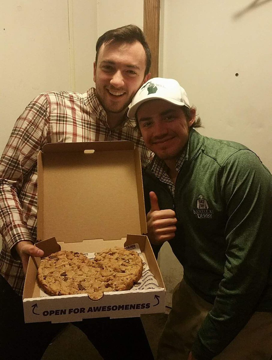 TriangleMSU's tweet photo. Thank you @AOIIMichState for the delicious cookie. We hope you all had a wonderful Valentine's Day! https://t.co/IvNc7Jqvss