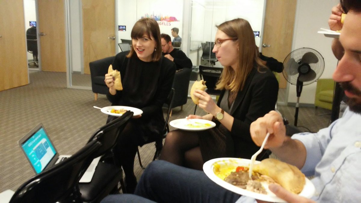 MarkMasongsong's tweet image. #Batch20  taking a break from training to watch #Batch19DemoDay  #500Strong