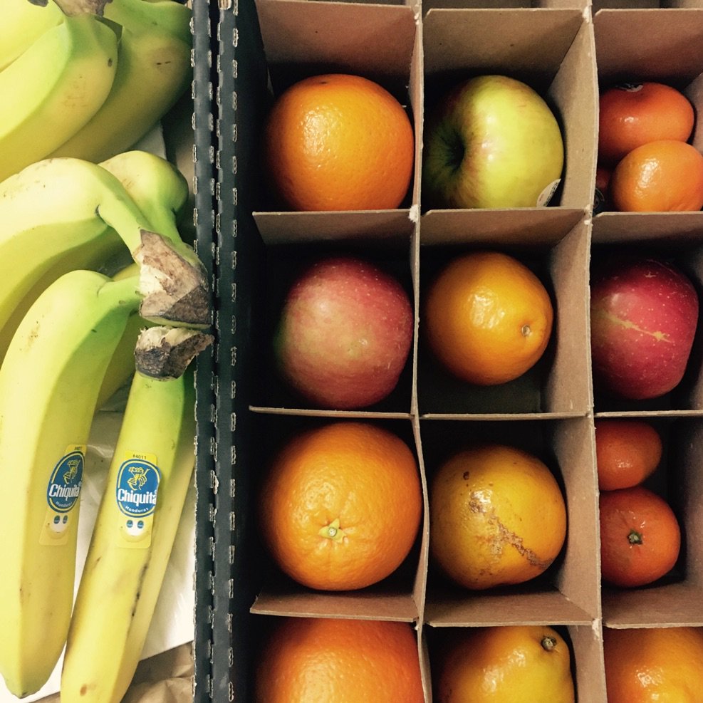 matthewklara's tweet photo. #WellnessWednesday @ @InvenTrustP with The @FruitGuys https://t.co/OkBuhFhYrT