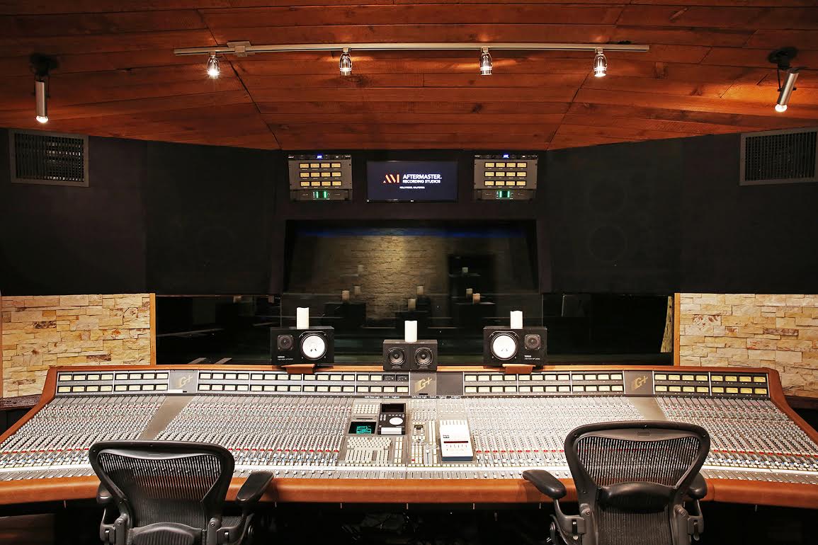 AftermasterHD's tweet photo. We are located in the heart of #Hollywood at the legendary #CrossroadsOfTheWorld complex on #SunsetBlvd. #recording #aftermaster #LA #audio https://t.co/D8kVu5daTf