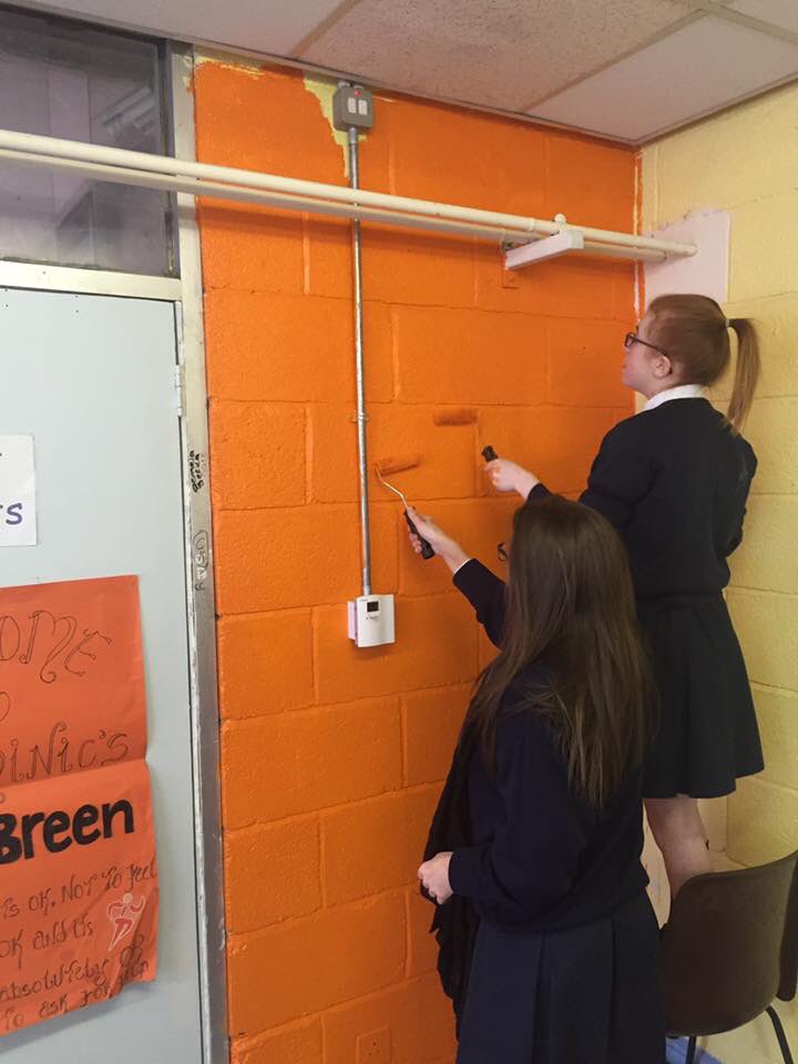 domballyfermot's tweet photo. Let's go orange for Mental health day this Fri 17th #CAS17 #TYProjects @CASuicide @PDST_Hwellbeing @TheEchoOnline @HPSProgram @PietaHouse https://t.co/9qQWg3PpjI