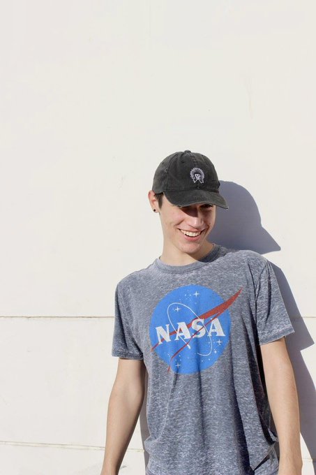 Watch mikey's leaked NSFW photo on TwXstars