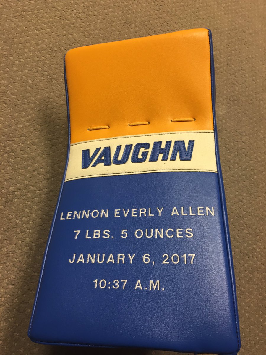 ShannonallyceA's tweet photo. Not only do they protect my man but they decorate our baby nursery 💁🏻 You go @VaughnHockey! @34jallen 👌🏼 https://t.co/TjHAPSucuB