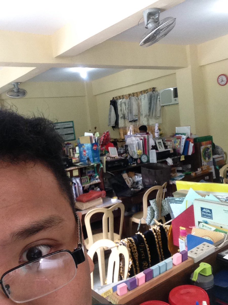 jjappiness's tweet photo. Workplace https://t.co/X4E1mO5eUC