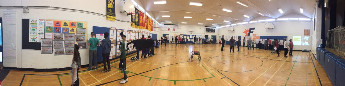 MsDavies10's tweet photo. Featherston's first Student-Led Learning Walk @ocdsb @FeatherstonPS #collaboration #community #numeracylearning https://t.co/Zjnp6WR3T4
