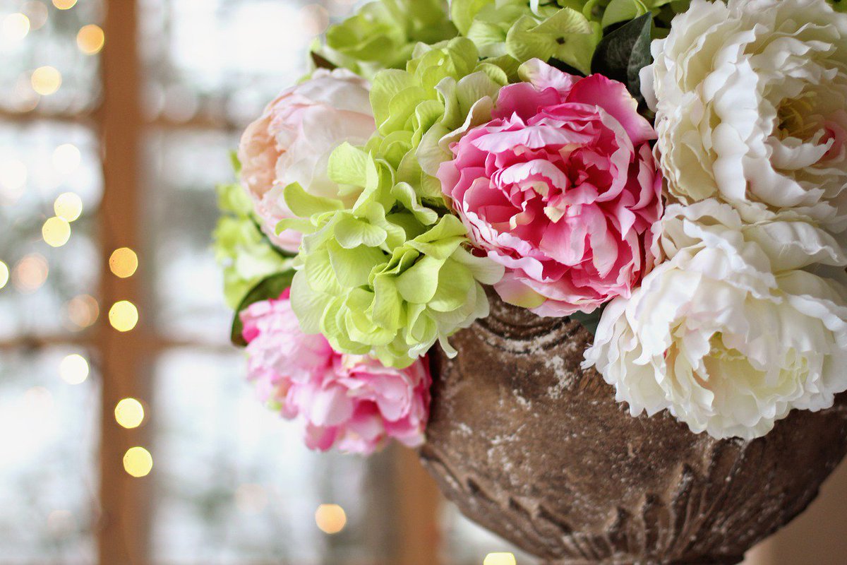 PursellFarms's tweet photo. Crushing on #BirminghamWeddingPlanners! @cecedesignsllc @idoidowedding #MarieeAmi #AKBride #AshleyCopeland @InvisionBham @melizevents https://t.co/HViBHv6r4v