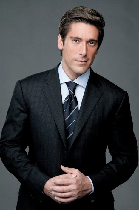 wsbtv's tweet photo. Looking forward to this comedy/news mashup! #WorldNewsTonight's David Muir is on #Kimme tonight! https://t.co/dLJFiIgGV5