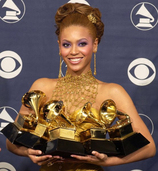 DECAthings's tweet photo. Retweet if you're walking out of your state conference like this: https://t.co/5WeGP2pZuo