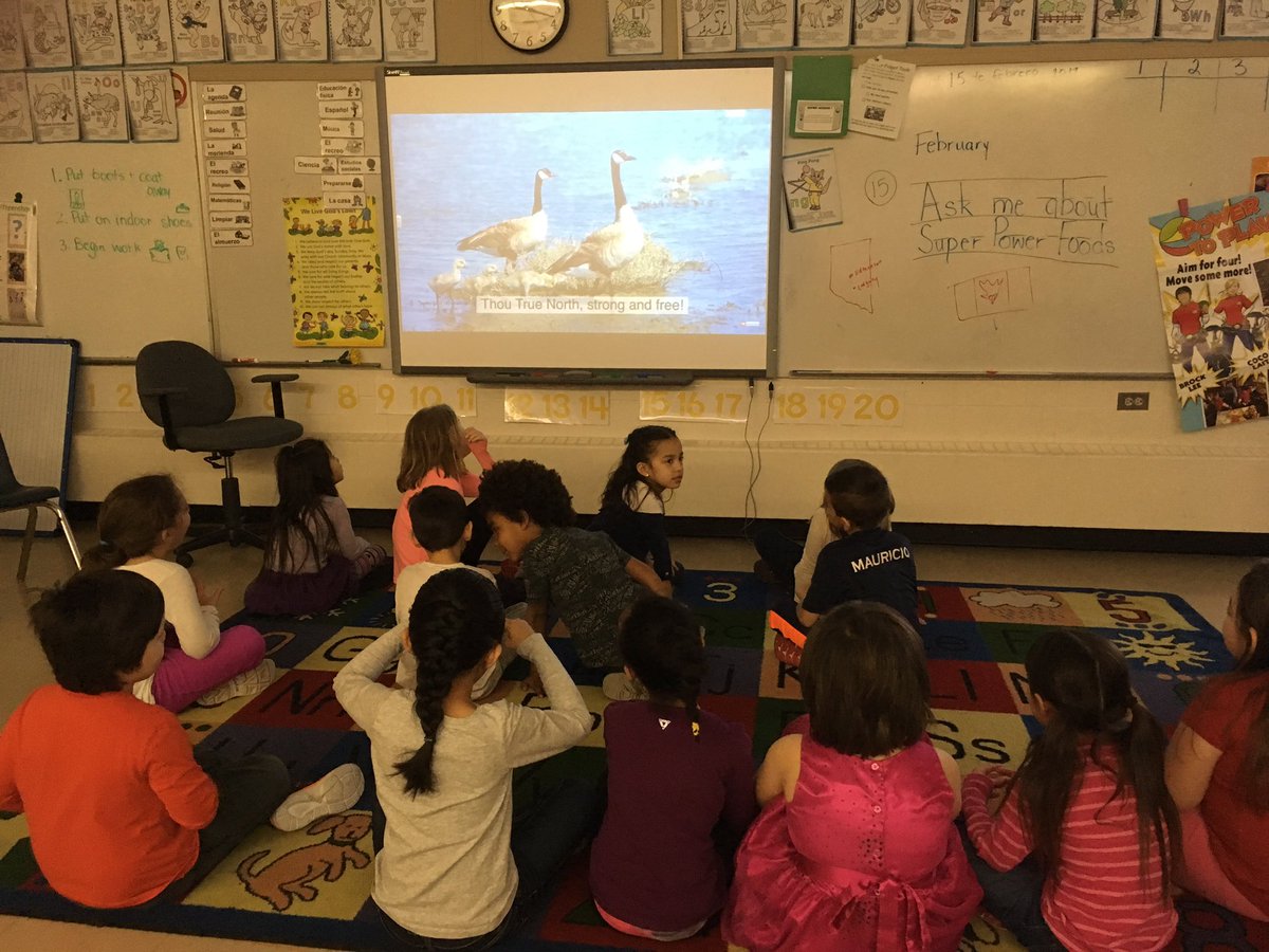 1C Celebrating Canada #nationalflagday #proudtobecanadian #singingocanada #flg