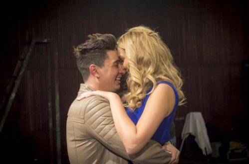 JenniiRamirez22's tweet photo. @victordrija Mas Romántico Imposible!! Gracias por demostrar que aun existe Amor Verdadero!! ♥Felicidades Hermosoo!! https://t.co/Swer3l7SUo