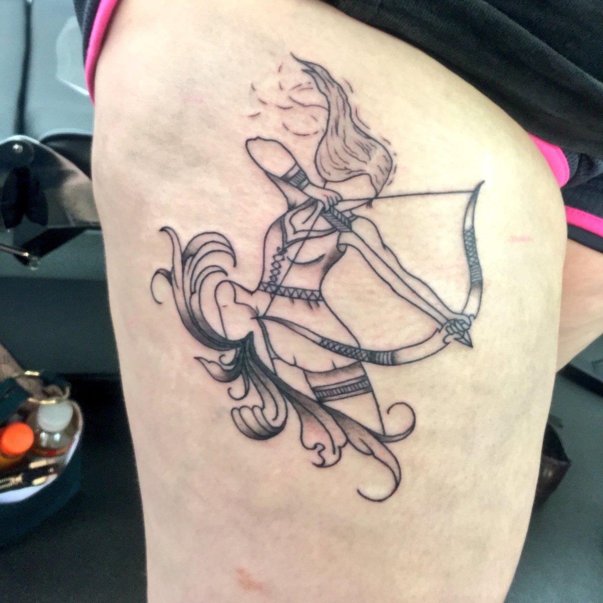 MadMadders's tweet photo. So this also happened today 😍💪🏻💉#new #tattoo #love #archer #empowered #woman https://t.co/aiC66tSr2Z
