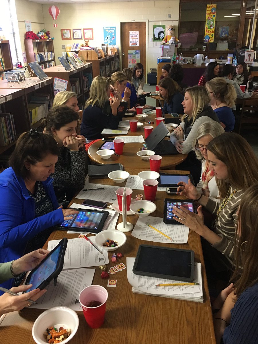 PreisigJessica's tweet photo. Ts @CPSCrickets were teaching one another during today's App & Idea Speed Dating Session #asd1 #supercrickets #lifelonglearners https://t.co/PVunoUiXvX