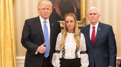 DolarToday's tweet photo. Lilian Tintori, en la oficina oval de la casa blanca con el presidente y vice presidente de los Estados Unidos. Ha llegado la hora. https://t.co/aiBiTiXkbE