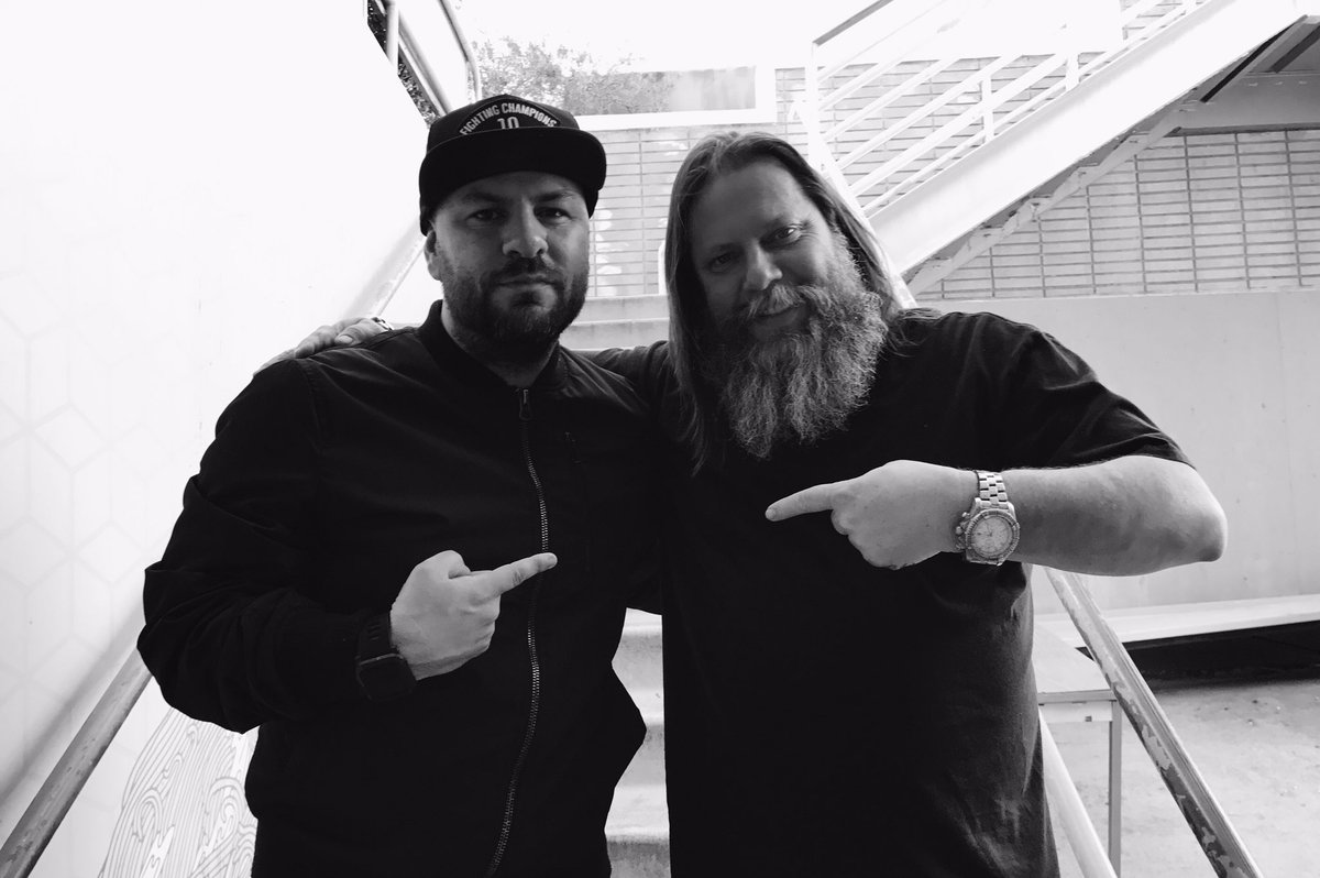 anthonyvaladez's tweet photo. Cool hang today with OG graff and visual artist Risk. Stay tuned for his Guest DJ set on @kcrw #GuestDJProject #FingerPoint https://t.co/AwwTqlJ8EU