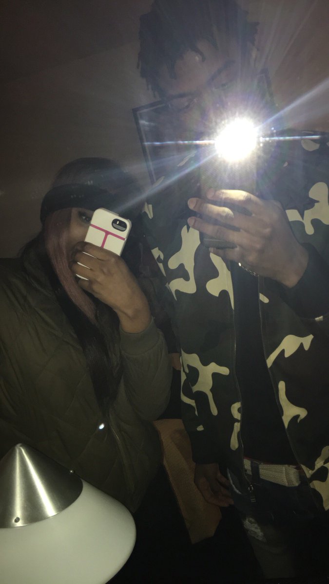 Lavish_v's tweet photo. ππͺπΈ @_shanell14 wit a bad Bitch touch her she might hoe yo dirty assπ€·π½ββοΈπ―π #lavishway https://t.co/EmqWcu2DnL