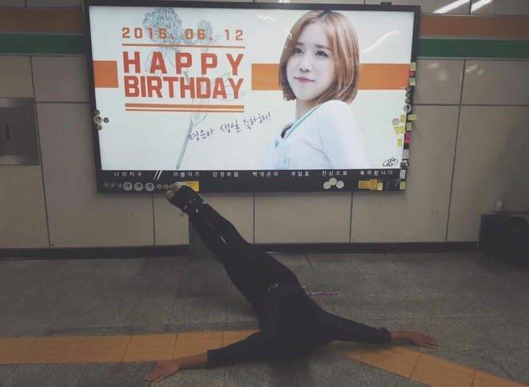 sniperWL11's tweet photo. ..... 망블리즈 팬들은 도대체 뭐 하는 걸까
그냥 그 가수에 그 팬이라고 해야 만족하려나 https://t.co/PKrSHYpQYM