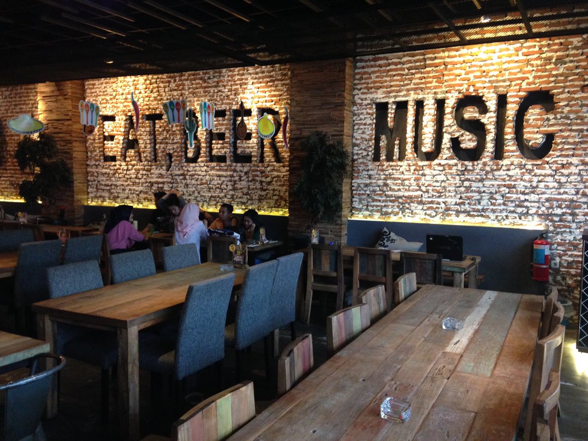 Makan Hemat,SUTOS AJA!! <a href="/The_LightCup/">The Light Cup (TLC)</a>