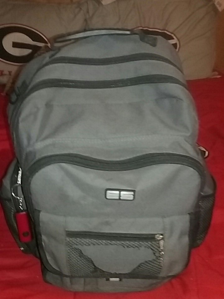 DavidFr31332678's tweet photo. My tackle bag https://t.co/aJpPp2HKkl