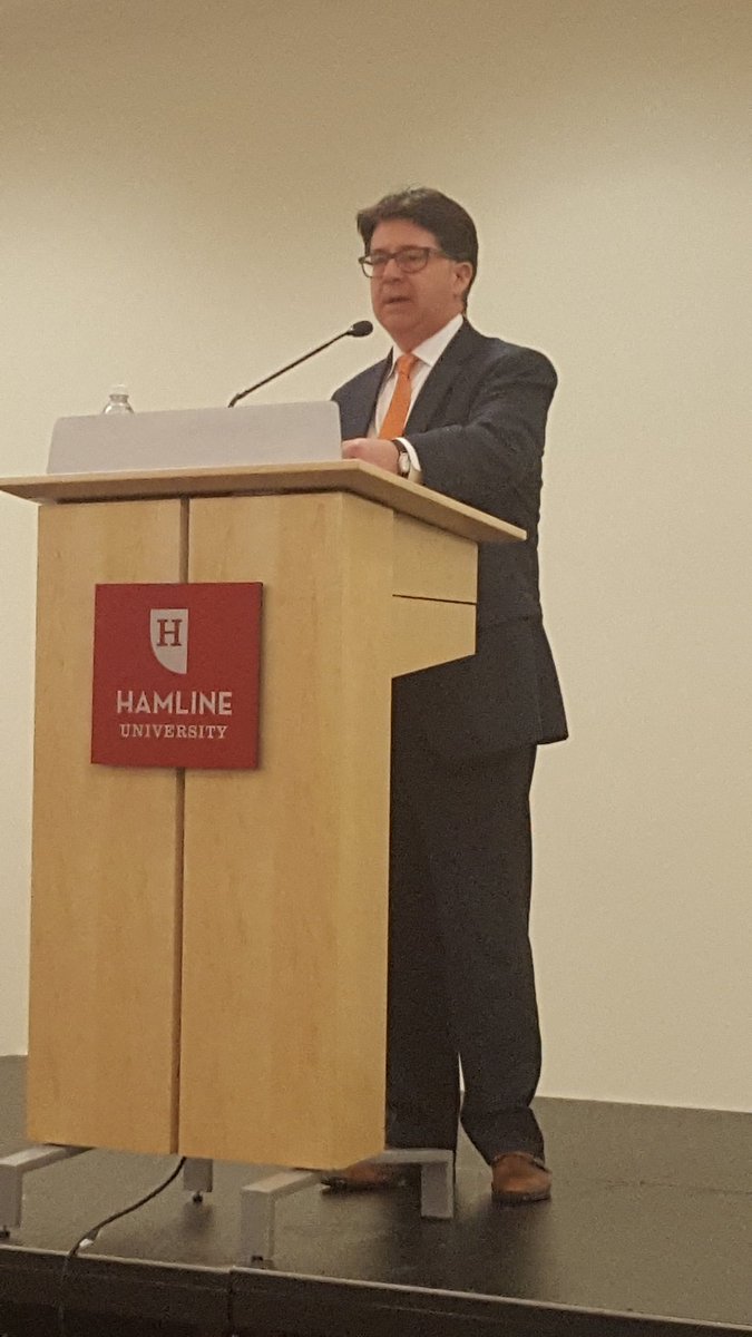 RoshiniR's tweet image. Thx @GailNosek for inviting me to @MakingAMurderer attorney #DeanStrang keynote at @HamlineU #MakingAMurderer #law