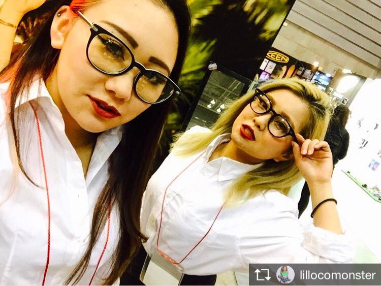 blackflys_japan's tweet photo. Repost from @lillocomonster Day3😎
Last最終日!
@airi_614 と頑張るぞー💪🏻💗
#Interstyle #Interstyle2017
#インタースタイル #パシフィコ横浜
#blackflys #blackflys_japan https://t.co/uIBZo1GPvu