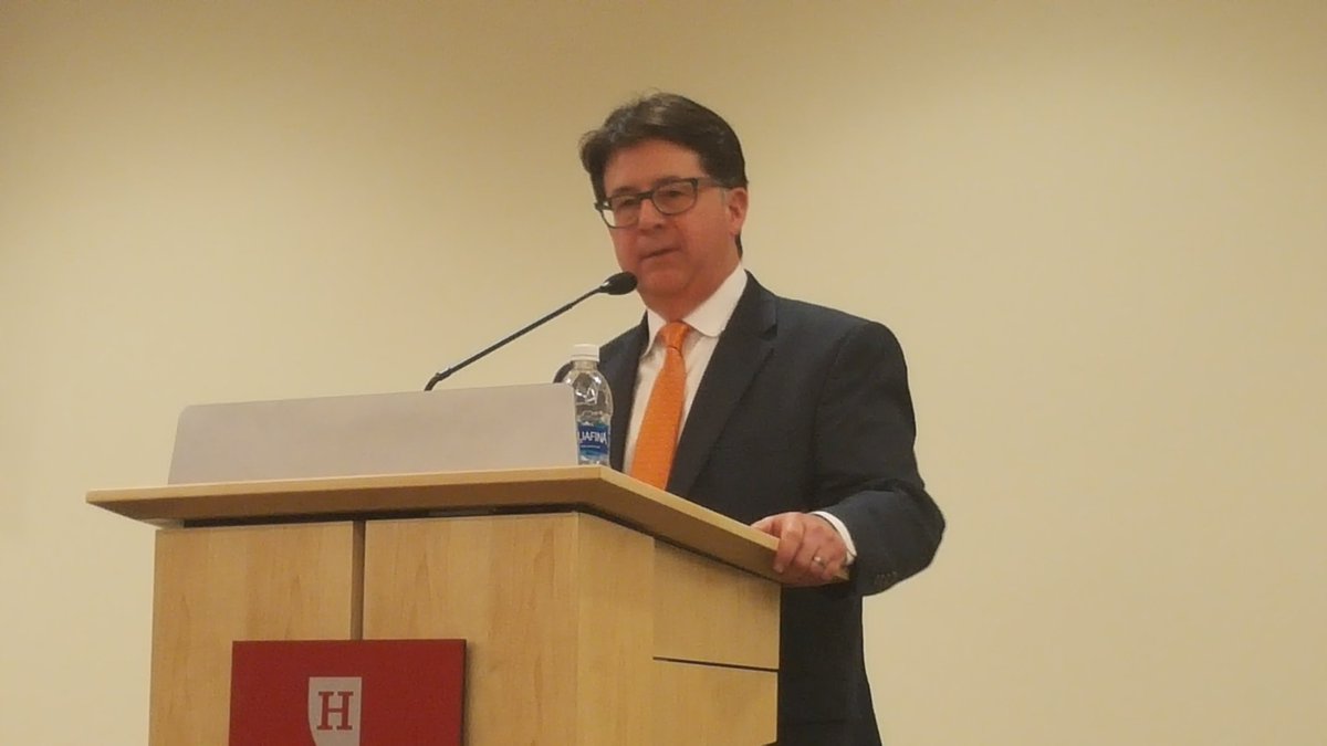 RoshiniR's tweet image. .#DeanStrang talks about how #bias played into @MakingAMurderer @HamlineU #MakingAMurderer