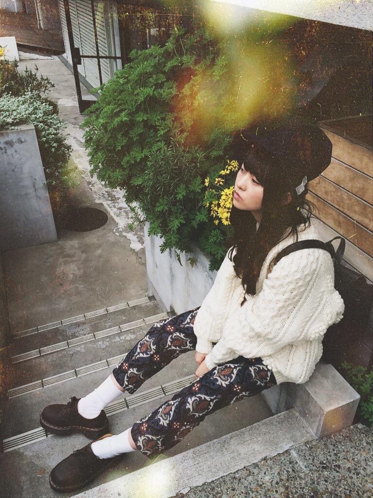 ちょこ 님의 트위터 クセが強そうに見えてカジュアルな乃木坂46伊藤万理華ちゃんの私服が大好物です 柄物をお洒落に着こなせるの憧れ T Co Pbae0jguhq 트위터