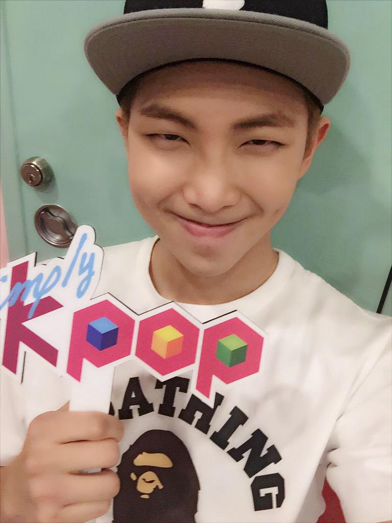 xiutama's tweet photo. 💙 #RAPMONSTER #랩몬스터 #Namjoon #남준 💙 https://t.co/x0XpCXv5Td