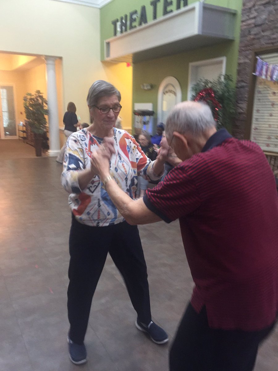 HeartisConroeED's tweet photo. Dancing on Main Street @HeartisConroe  #FrontierCulture. https://t.co/z85DzY4Azn