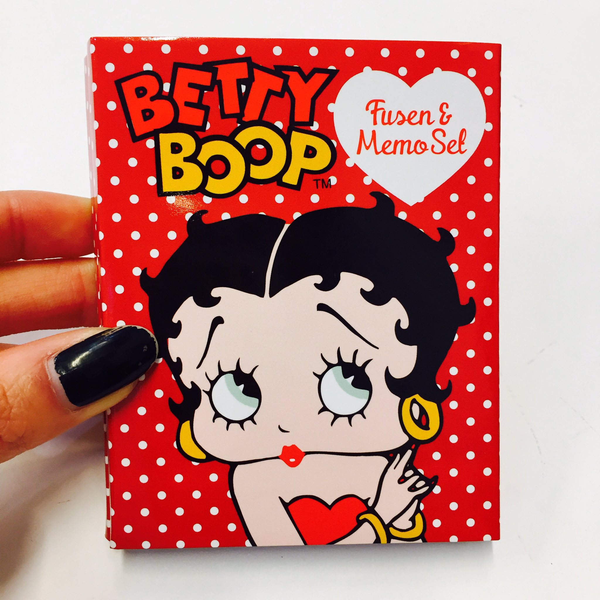 サンキューマート名古屋大須本通店 新商品 Bttyboop サンキューマートコラボ商品に付箋メモ 3色ボールペン シャープペンとマスコット付きシャープペンが新登場 ベティちゃんのイラストがとっても可愛いですよね もちろん全品390円 毎日が