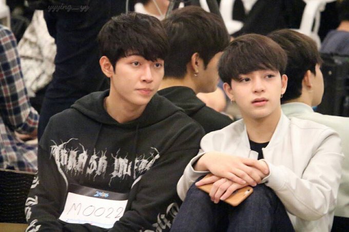 poominmin99's tweet photo. ��ู้แค่ว่า เมื่อวานเค้าอยู่ด้วยกันบ่อยก็พอและ พายต่อค่ะ #ก็อตบาส #เดือนเกี้ยวเดือน #บาสM0021 #ก็อตM0022 https://t.co/DYBNytLNHA