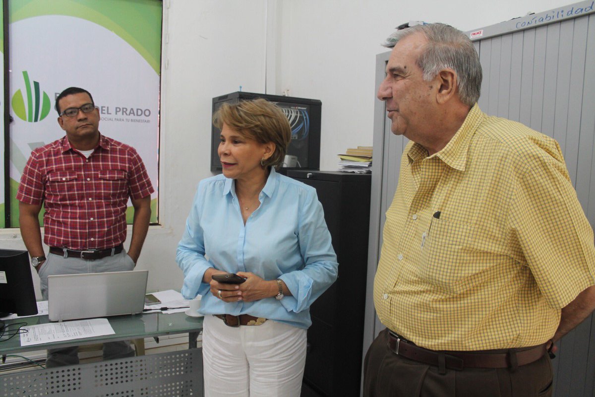 ElberChaguiS's tweet photo. Visitamos instalaciones administrativas de la E.S.E Camu El Prado, y el Centro de Salud Santa Teresa. La salud es una prioridad! https://t.co/JlV8sqvrRs