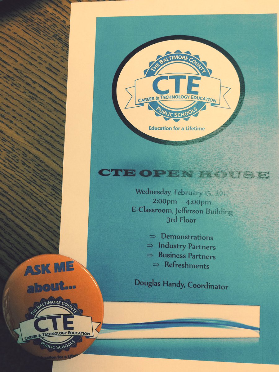 CTE_BaltCoPS's tweet photo. @MccomasMary &amp; @Ryan_Imbriale take time to join in the celebration #CTEmonth #CTEmonth2017 https://t.co/Xql1yC4n37