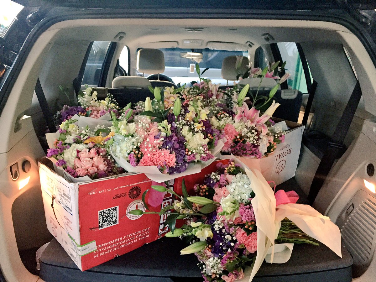 TheWangAndOnly's tweet photo. I love Valentine's (also missing you the most @kmrsenador) https://t.co/E8DBZZeOmZ