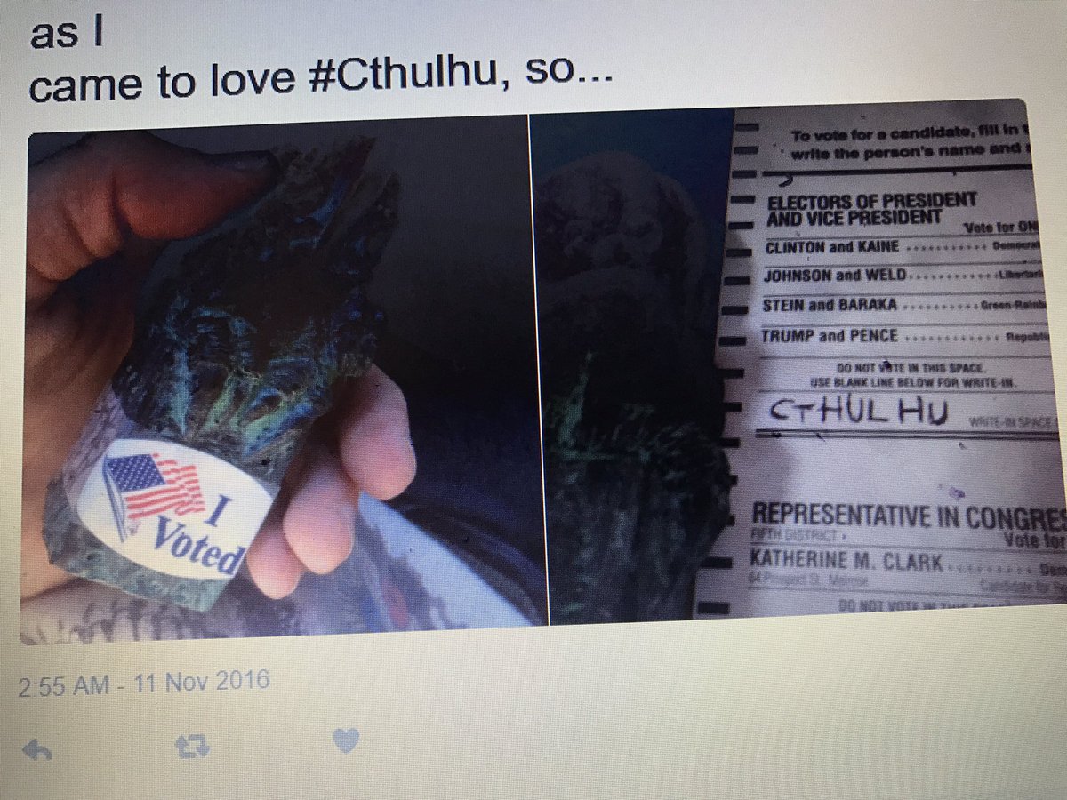 APPLESToNEPiX's tweet photo. 🐙 @FullFrontalSamB I actually DiD vote #Cthulhu2016,
& remain proud of that decision.
I accepted #theInevitabilityOfChaos🎲
Ahead of the pack https://t.co/6SeEYz0tWI