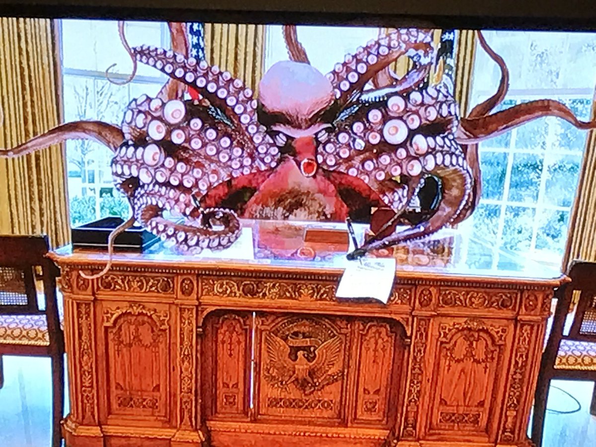 APPLESToNEPiX's tweet photo. 🐙 @FullFrontalSamB I actually DiD vote #Cthulhu2016,
& remain proud of that decision.
I accepted #theInevitabilityOfChaos🎲
Ahead of the pack https://t.co/6SeEYz0tWI