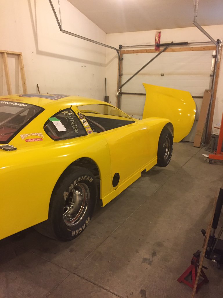 PrimeTimeStade's tweet photo. Race season preparations for 2017 coming along #Apcseries #prolatemodel https://t.co/RUJ6BzXPZK