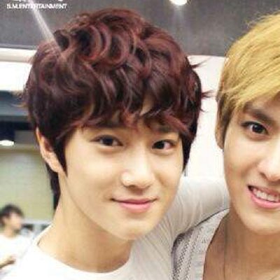polarbearJM's tweet photo. #NewProfilePic w/ @zinYIFAN https://t.co/N9klasMsdD
