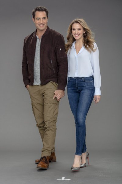 aboutshantel's tweet photo. Promo Photos #LoveBlossoms @TheRealShantel @webstervictor @hallmarkchannel https://t.co/CRSJAX2iHH