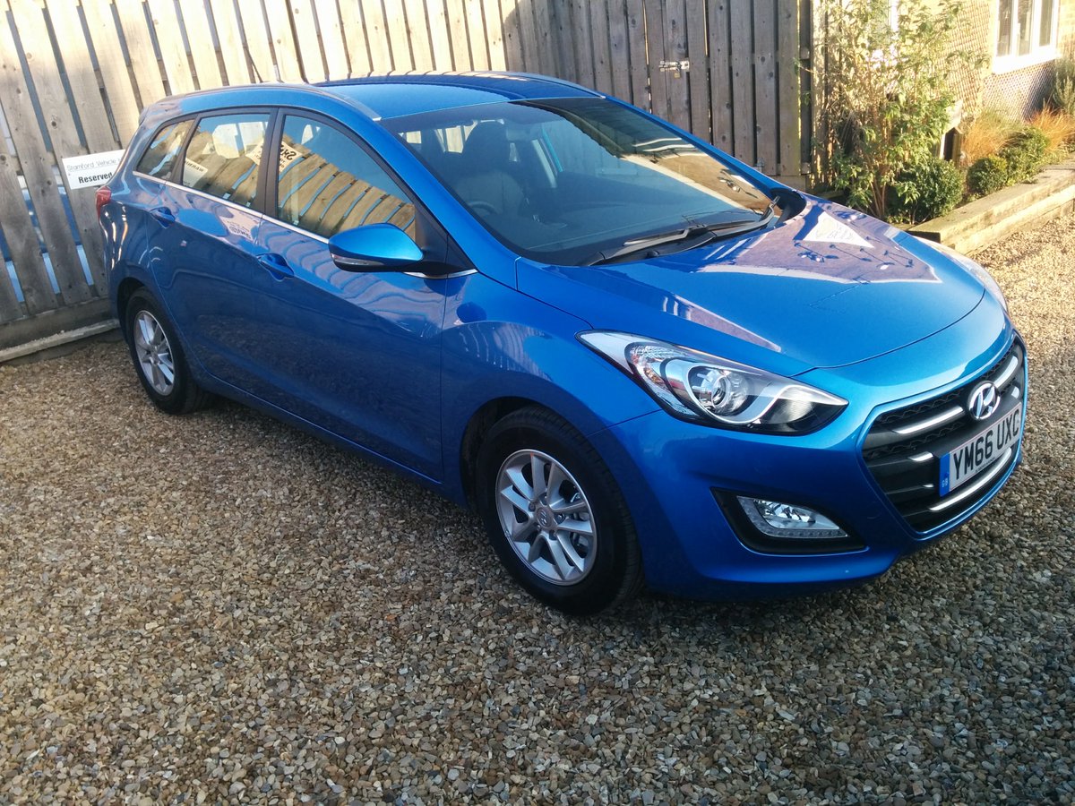 New Hyundai i30 Estate arrived early!  Great MPG, low emissions, and a huge boot. Rent it now! Check out the review
youtube.com/watch?v=5eJNyV…